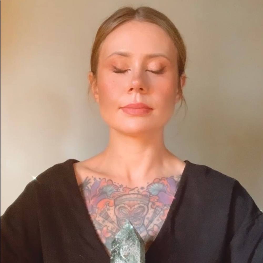 Meet your Posher, Nicollette